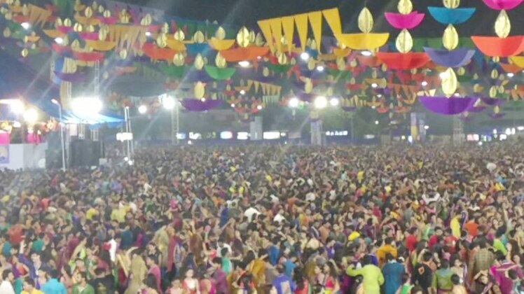 गरबा की धूम