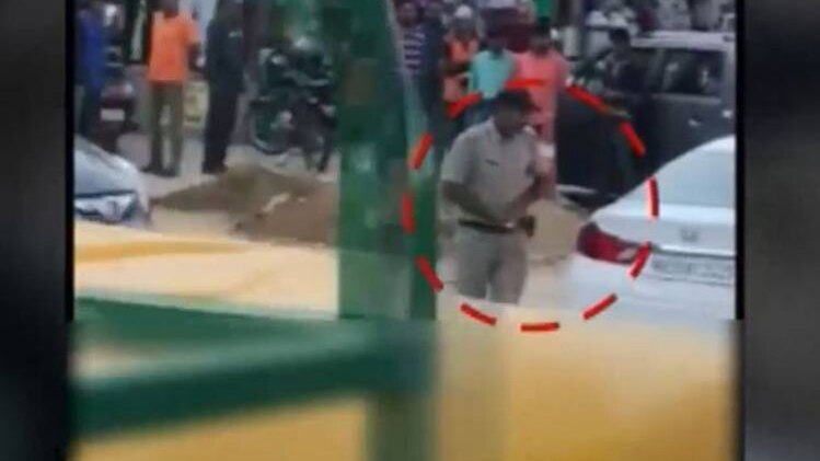 गुरुग्राम में सुरक्षा गार्ड ने किया भरोसे का 'कत्ल'