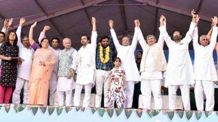 फोटो-Hanumal Beniwal Facebook