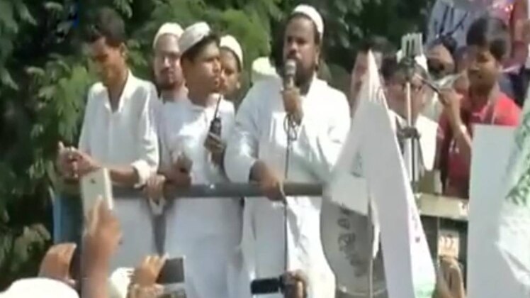 क्रांतिकारी बहुत क्रांतिकारी