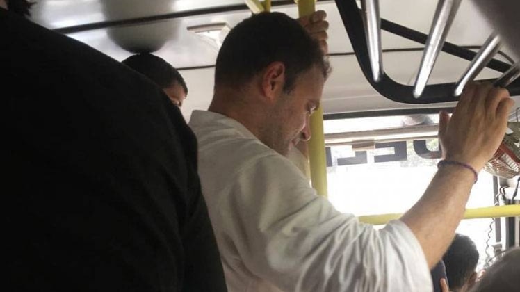 CBI मुद्दे पर राहुल गांधी की अगुवाई में कांग्रेस का मार्च