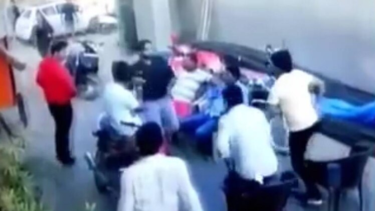 लंच ब्रेक