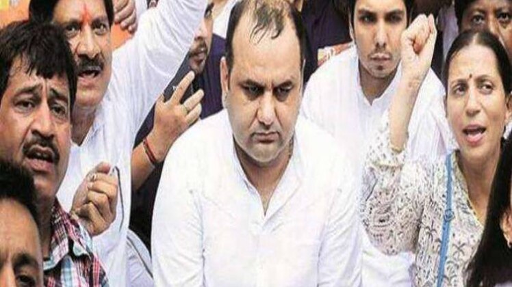 महेश गिरी