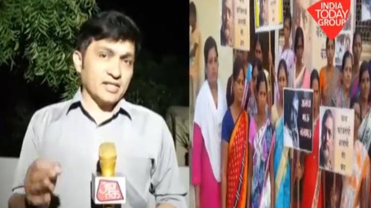 नाना पाटेकर को महिलाओं का समर्थन