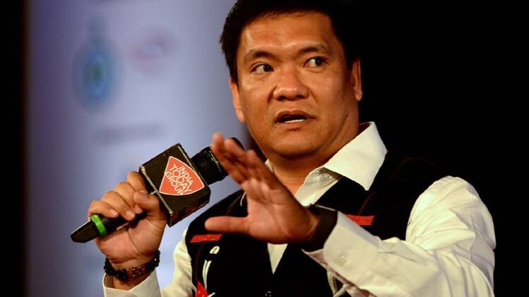 पेमा खांडू