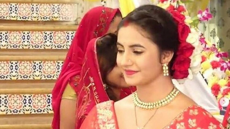 सास बहू और बेटियां