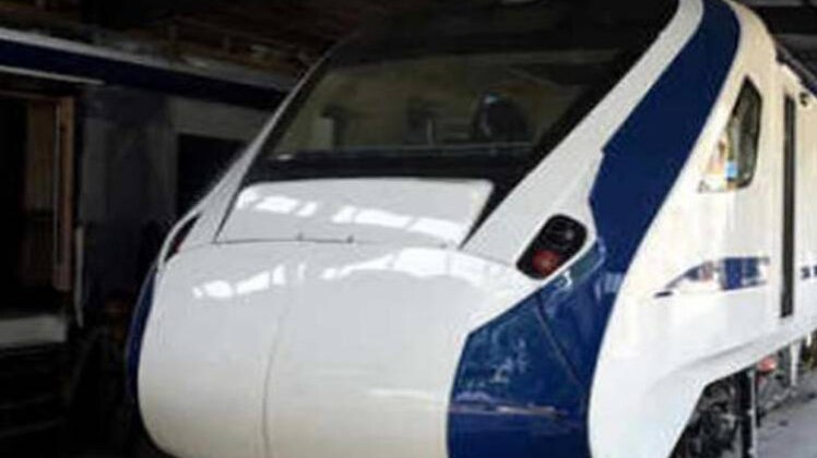 गुड न्यूज: 160 किलोमीटर प्रति घंटा की रफ्तार से दौड़ेगी 'ट्रेन 18'