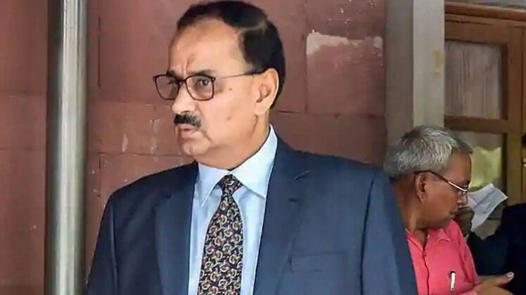 सीबीआई निदेशक आलोक वर्मा