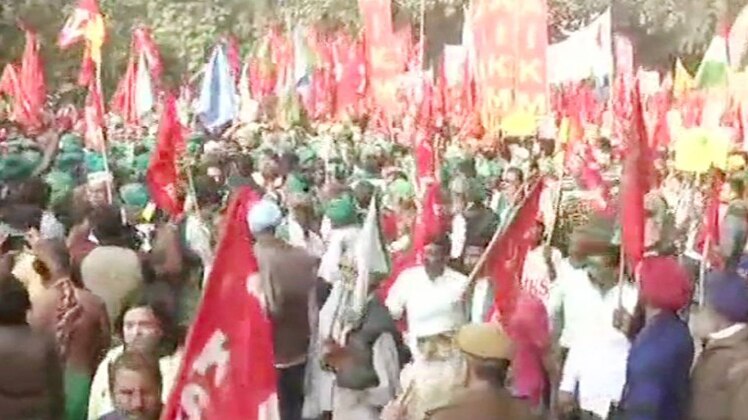 देश भर के किसानो का संसद मार्च