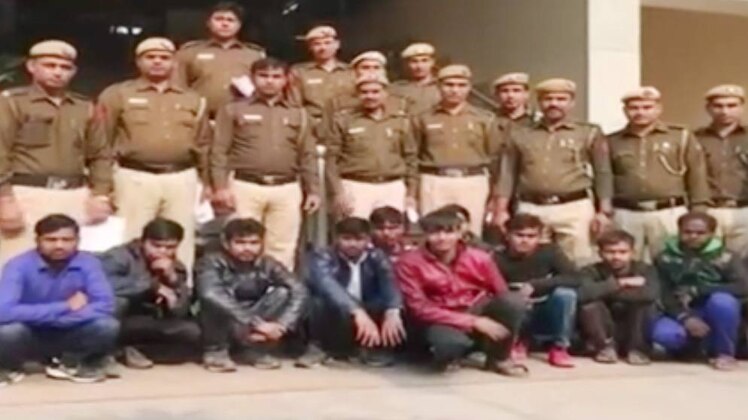 दिल्ली पुलिस ने पकड़े 11 हाईप्रोफाइल चोर