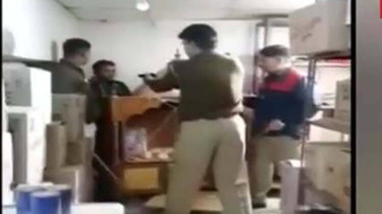 CID: मेडिकल स्टोर में घुसे चोर, पुलिस ने किया गिरफ्तार