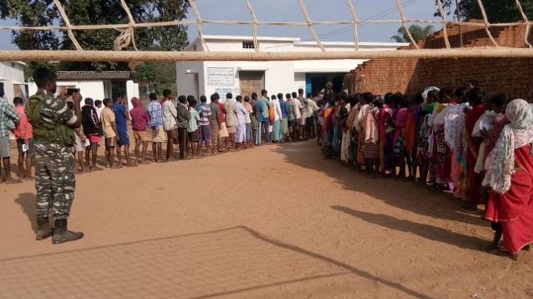 छत्तीसगढ़ में मतदान (फोटो-ANI)