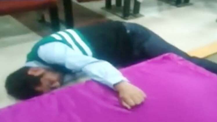 क्रांतिकारी बहुत क्रांतिकारी