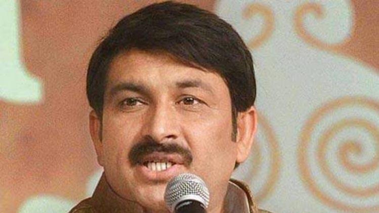 बीजेपी नेता मनोज तिवारी के साथ AAP विधायक अमानतुल्ला ने किया था दुर्व्यवहार (फाइल फोटो- आजतक)