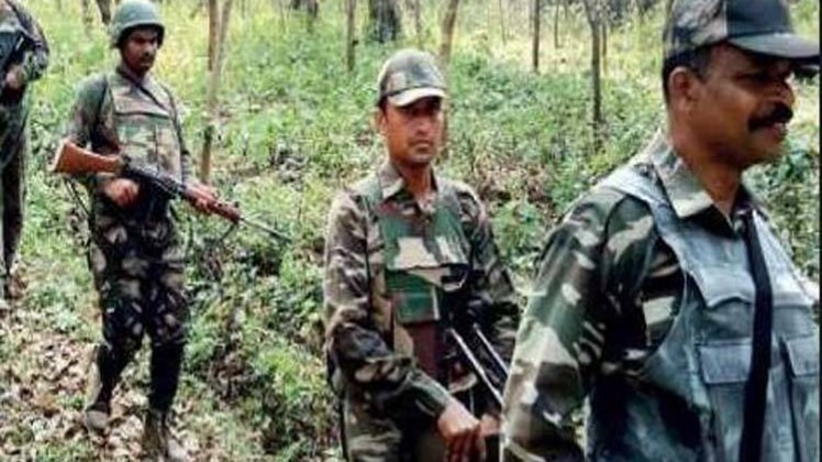 छत्तीसगढ़: वोटिंग से 24 घंटे पहले नक्सली हमला