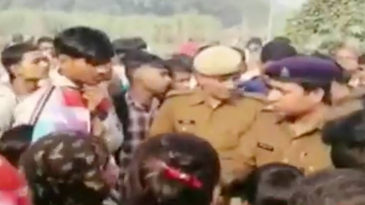 नॉनस्टॉप 100