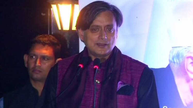 शशि थरूर