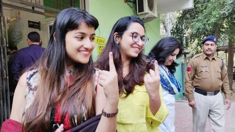 10 मिनट 50 खबरें