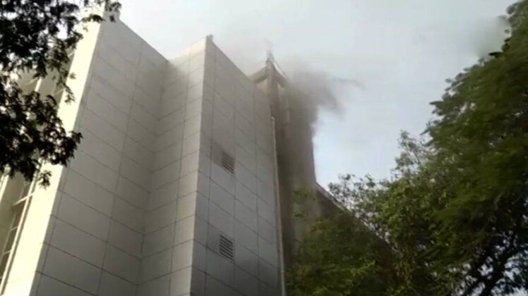 मुंबई के सरकारी अस्पताल में लगी आग