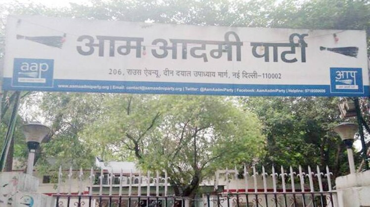 दिल्ली नॉनस्टॉप 100