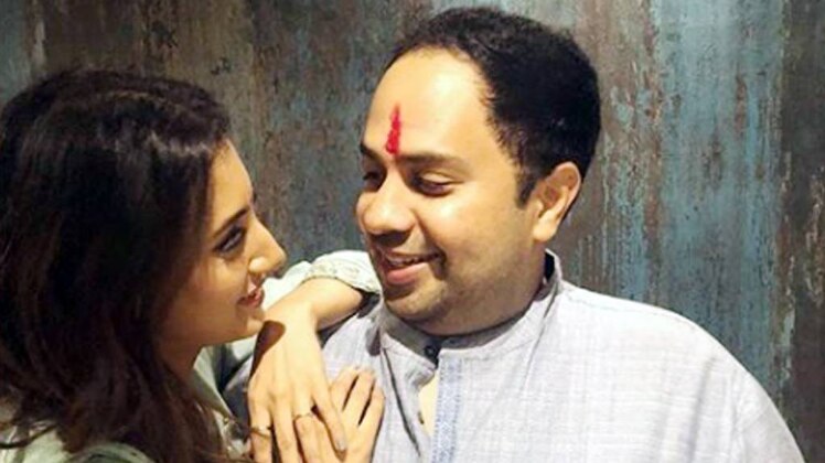 सितारों का बैंड-बाजा-बारात, मौसम शादी का