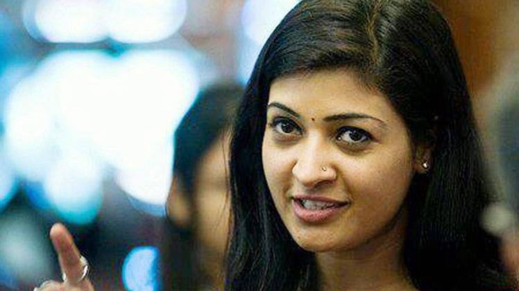 अलका लांबा