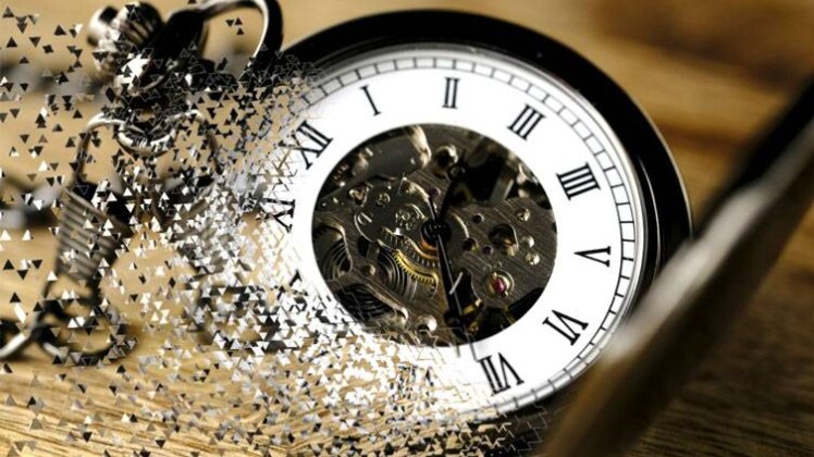 मैं भाग्य हूं