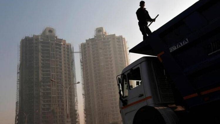 बिल्डर गिरफ्तार