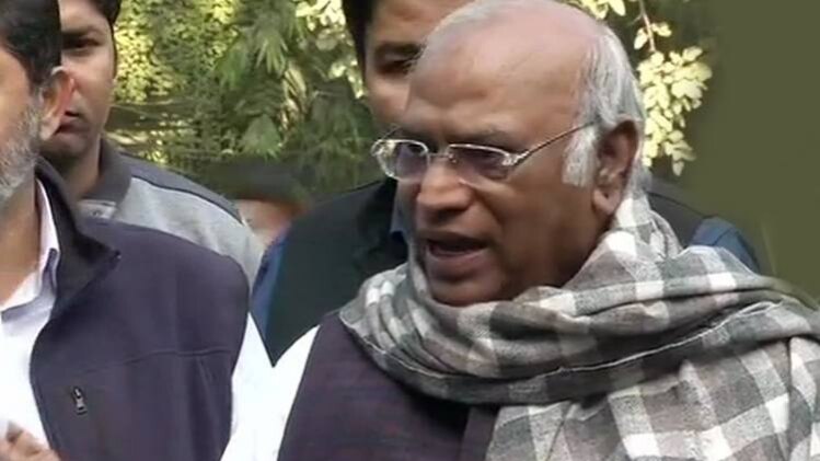 कांग्रेस नेता मल्लिकार्जुन खड़गे (फोटो-ANI)