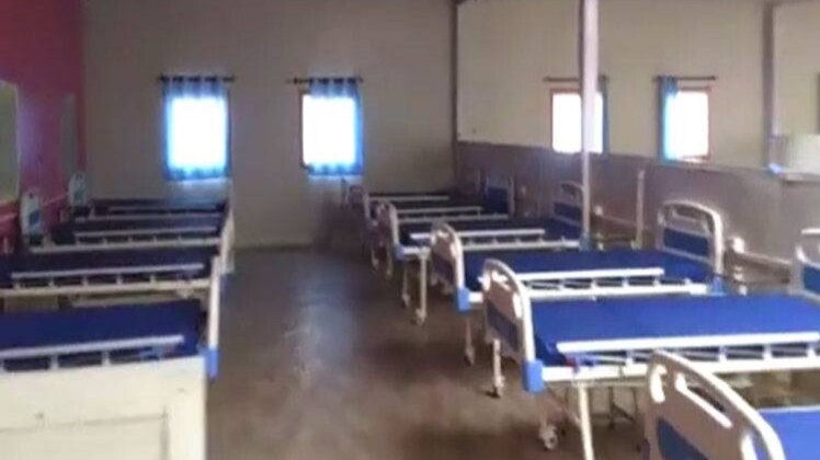 श्रद्धालुओं के लिए बनाया गया अस्थायी अस्पताल