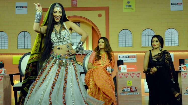 रैना मल्होत्रा