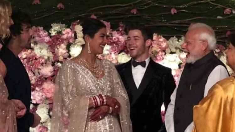 प्रियंका-निक के रिसेप्शन में पहुंचे PM मोदी (फोटो-योगेन शाह)