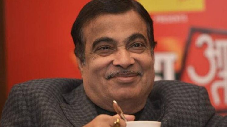 जनता नेताओं की गलतियां सुधार देती है-गडकरी