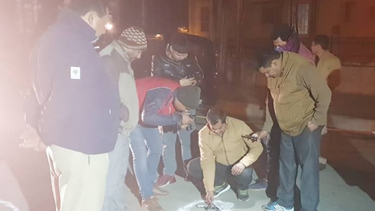 मौका--ए-वारदात पर पहुंची पुलिस(फोटो- आजतक)