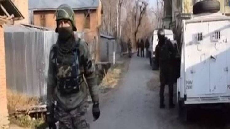 आतंकी जहूर के एनकाउंटर के बाद घाटी में हिंसा