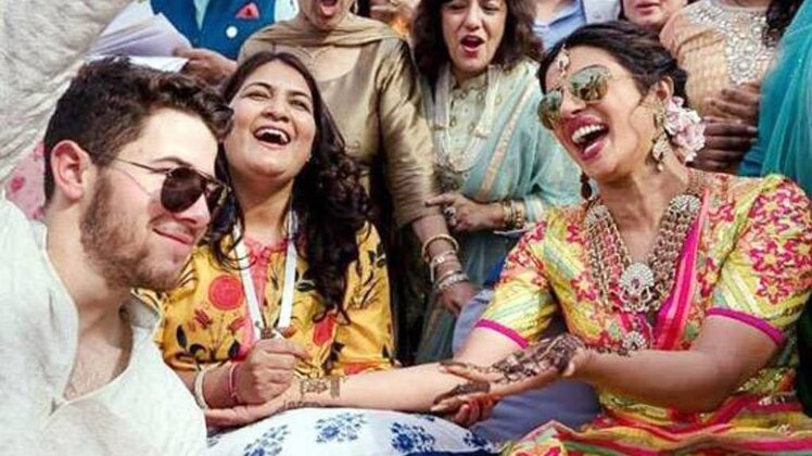 सास बहू और बेटियां