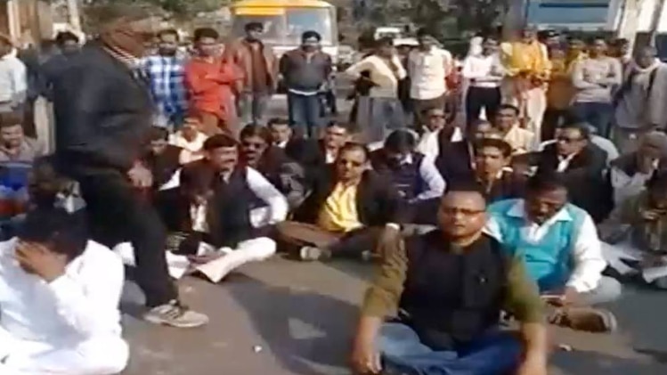 प्रतीकात्मक तस्वीर