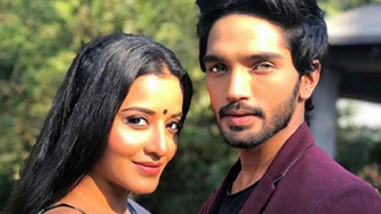 सास बहू और बेटियां