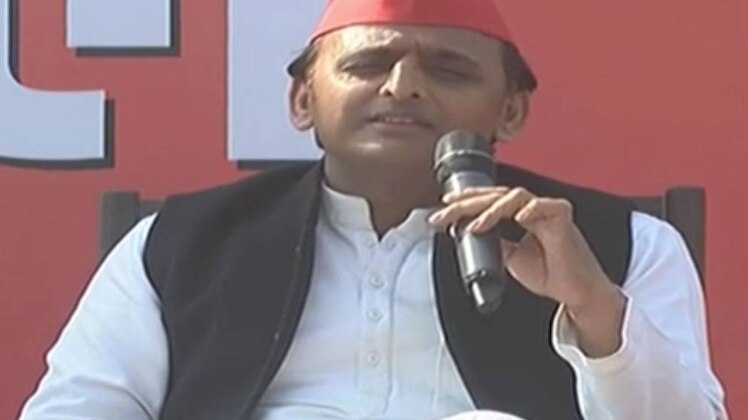 अखिलेश यादव