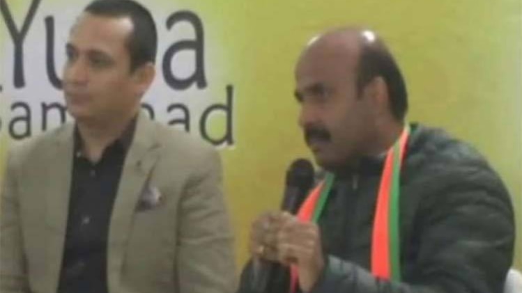 50 खबरें: बीजेपी सांसद ने सैलरी को लेकर दिया विवादित बयान