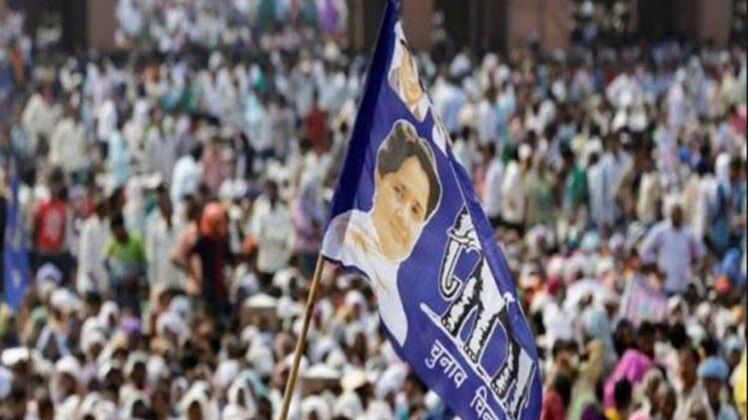 चुनाव आजतक: क्या अंबेडकरनगर में भारी पड़ेगा बीएसपी का नीला झंडा?