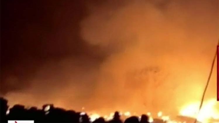 नॉनस्टॉप 100: नोएडा में झुग्गियों में लगी आग, 7 लोगों की मौत