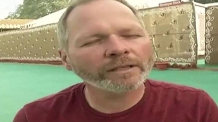 कुंभ में विदेशी सैलानी