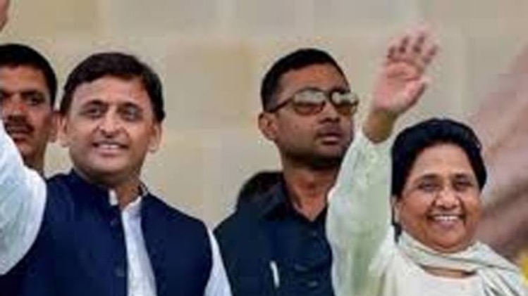 अखिलेश यादव और मायावती (फोटो-पीटीआई)