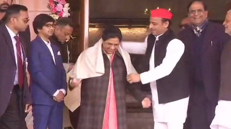 नॉनस्टॉप 100