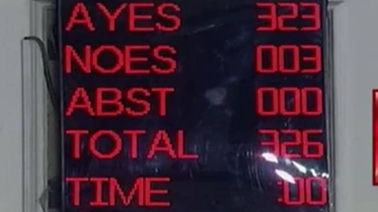 नॉनस्टॉप 100: आरक्षण का संविधान संशोधन बिल लोकसभा से पास