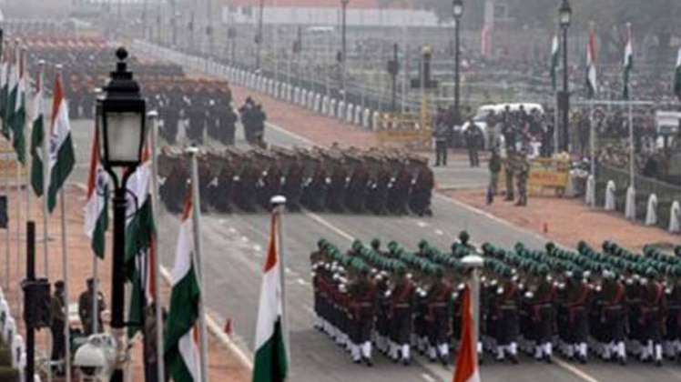 गणतंत्र दिवस पर राजपथ पर परेड(फाइल फोटो)