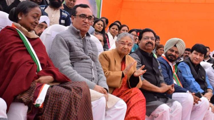 शीला दीक्षित अध्यक्ष भी बन गईं (फोटो-ट्विटर)