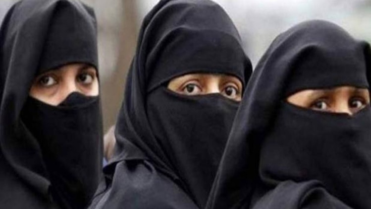 10 मिनट 50 खबरें: ट्रिपल तलाक बिल पर आज फिर हंगामे के आसार