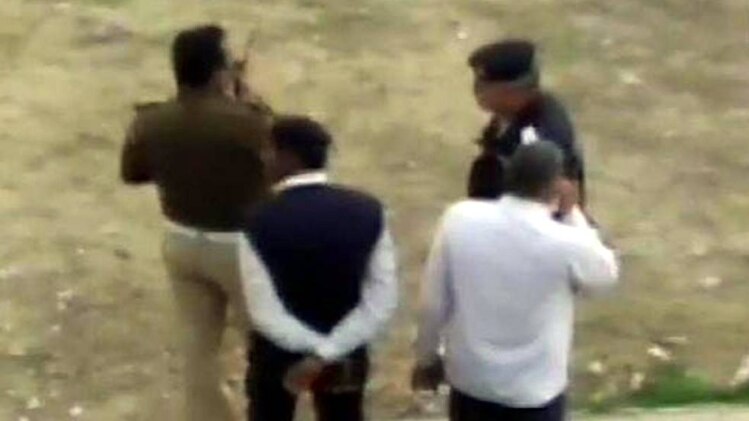 मौके पर पहुंची पुलिस